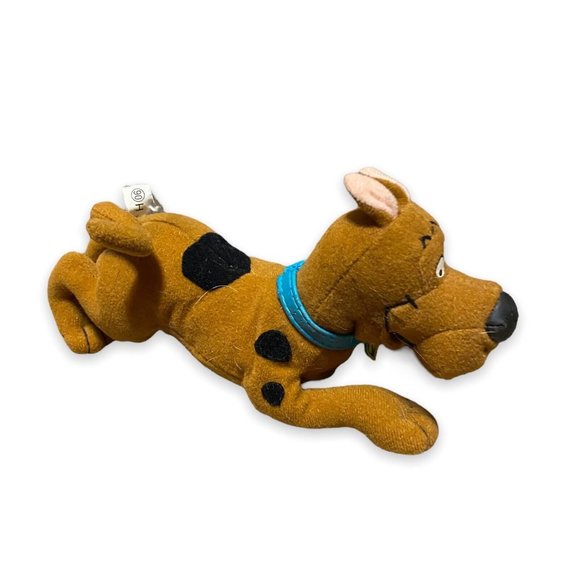 Vintage Scooby Doo Stuffed Plush Soft Toy Laying Down - Picture 4 of 5